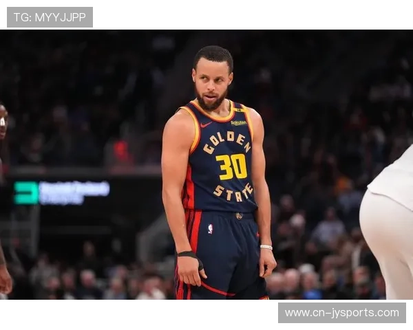 NBA今日战报今日头条詹姆斯狂砍三双库里绝杀全场东西部格局再生变数